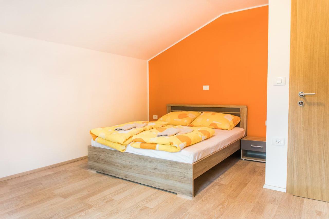 Guest House Rosi Tolmin Extérieur photo