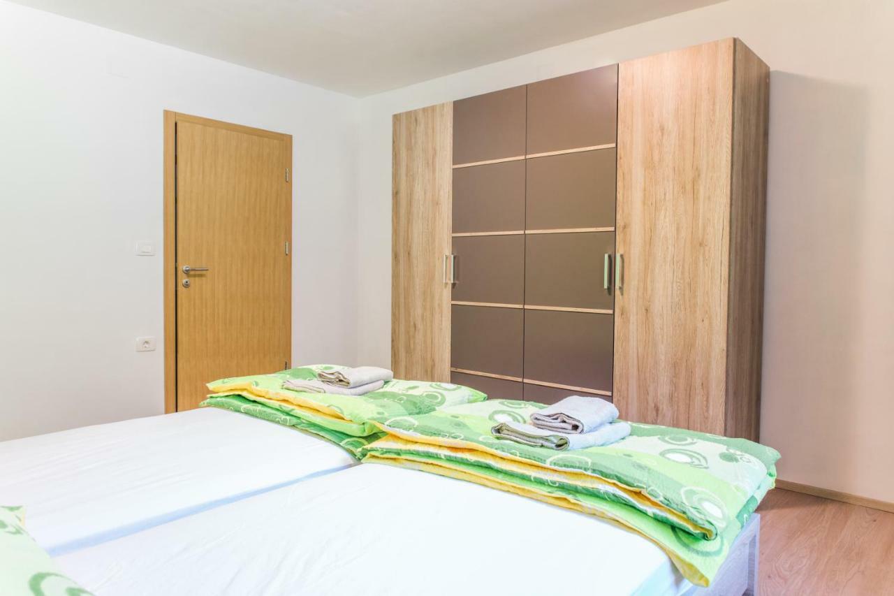 Guest House Rosi Tolmin Extérieur photo