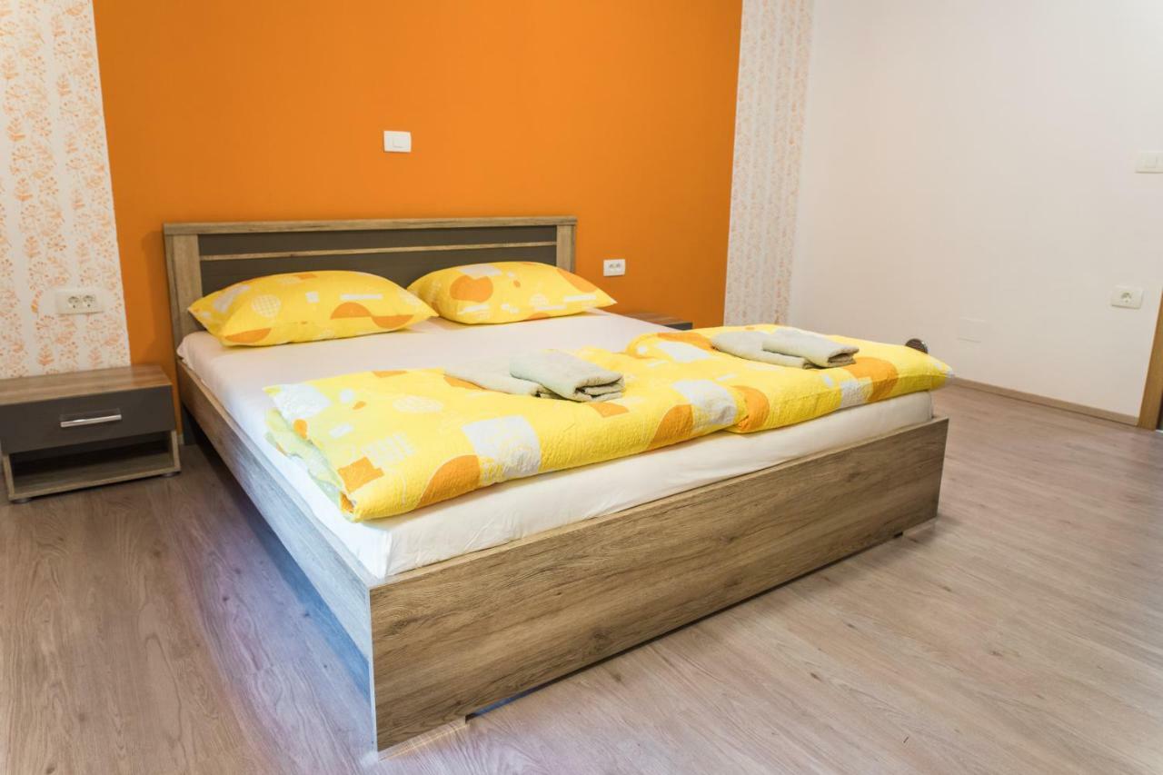 Guest House Rosi Tolmin Extérieur photo